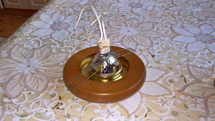 Светильник точечный Xenon, под дерево