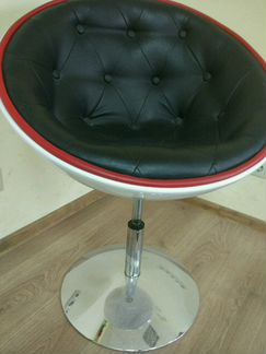 Стильное кресло