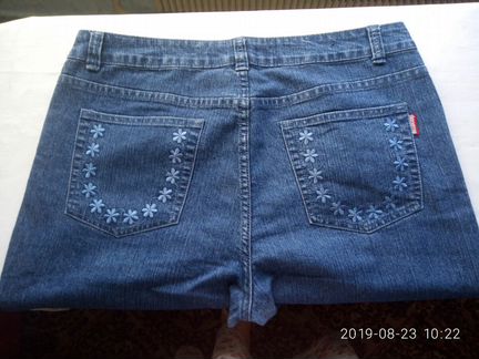 Джинсы женские