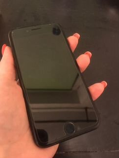 Телефон iPhone 7