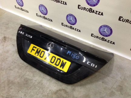 Крышка багажника Mercedes W209