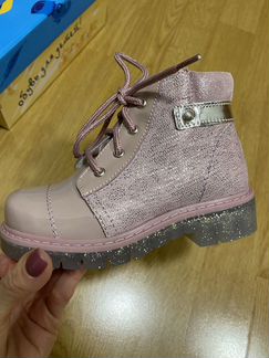 Демисезонные ботиночки котофей,25 р, новые