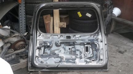 Крышка багажника Toyota Land Cruiser Prado 150