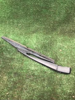 Поводок стеклоочистителя задний Mitsubishi Pajero