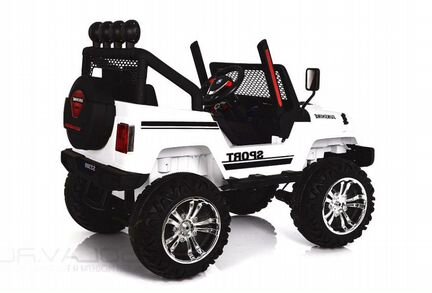 Двухместный Электромобиль Полноприводны White Jeep