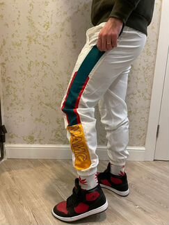 Спортивные штаны