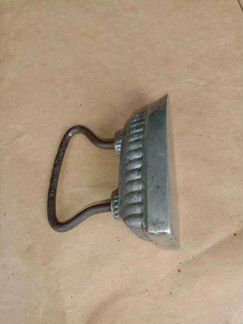 Детский утюг, литой, цельнометаллический