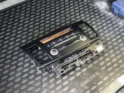 Панель магнитолы Mitsubishi Lancer X