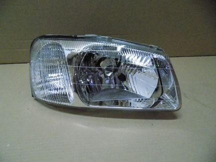 Фара правая Hyundai Accent