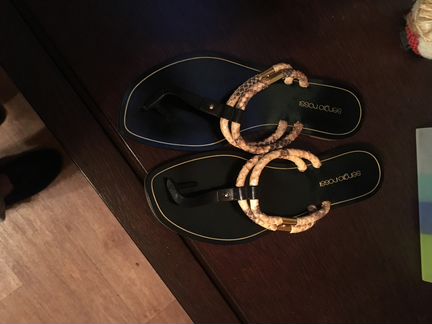 Новые шлепанцы Sergio Rossi