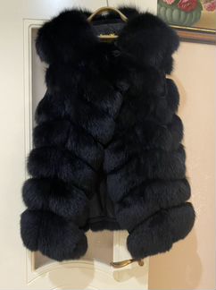 Меховая жилетка из песца