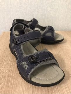 Новые летние сандали для мальчика.Размер 37. Синие