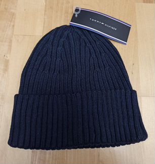 Шапка / Tommy Hilfiger / новая (тёмно-синяя)