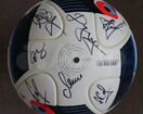 Футбольный мяч Евро 2016 с автографами сборной объявление продам