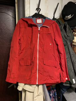 Ветровка Lefties