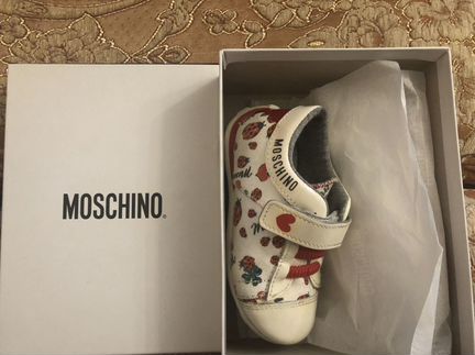 Ботиночки детские moschino