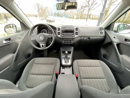 Volkswagen Tiguan 2.0 AT, 2012, 46 900 км