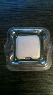 Intel Celeron E3300 Wolfdale LGA775