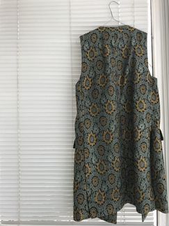 Жилет в восточном стиле zara