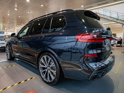 BMW X7 3.0 AT, 2021