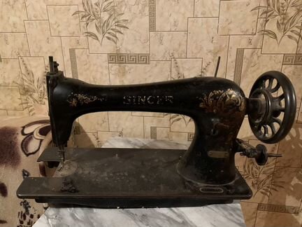 Швейная машина Singer