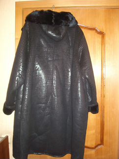 Продается новая дубленка 54-56(размер)