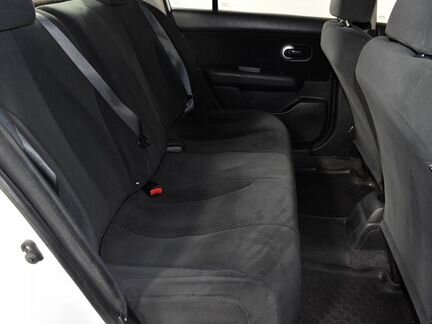 Nissan Tiida 1.6 МТ, 2012, 284 000 км