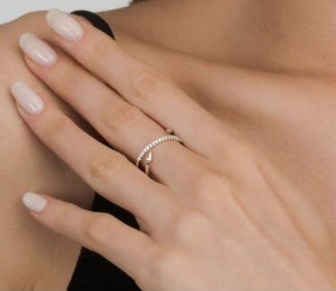 Серебряное кольцо