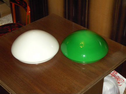 Зеленый. Белый. Плафоны для настольных ламп. ориги