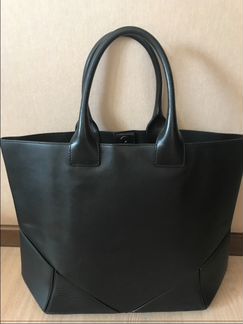 Продаю черную сумку Givenchy, оригинал