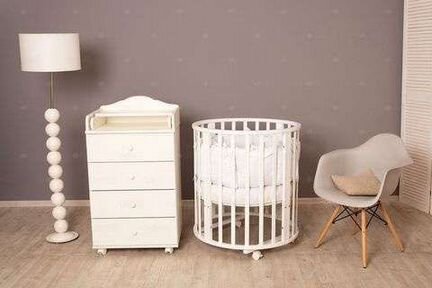 Кроватка 9 в 1 с маятником