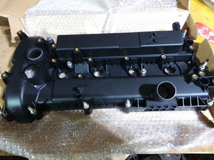 Клапанная крышка Range Rover Evogue