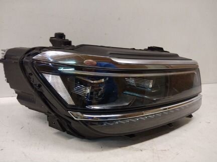 Фара передняя правая Volkswagen Tiguan 2 2017