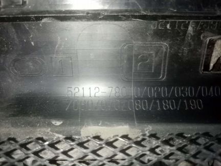 Решетка бампера Lexus NX