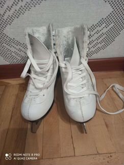 Коньки фигурные