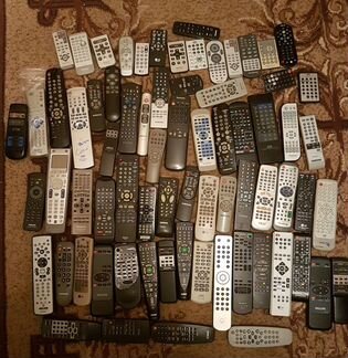 Пульты различные, оригинальные