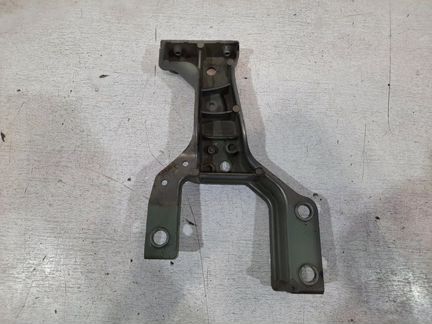 Кронштейн передней панели передний левый Jaguar Xf