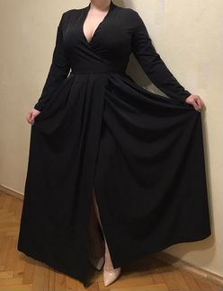 Вечернее черное платье в пол