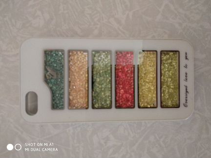 Чехлы на телефон