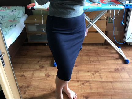 Юбка карандаш трикотажная синяя Uniqlo размер М