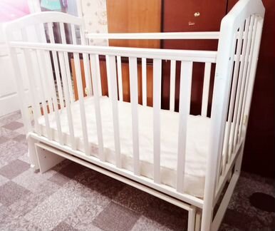 Кроватка детская
