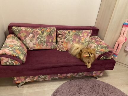Диван