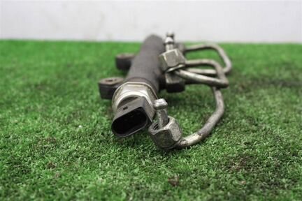 Топливная рампа центральная с датчиком euro-4 2.7