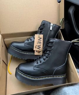 Зимние ботинки Dr.Martens с мехом