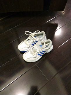 Кросовки Адидас детские. 33 размер