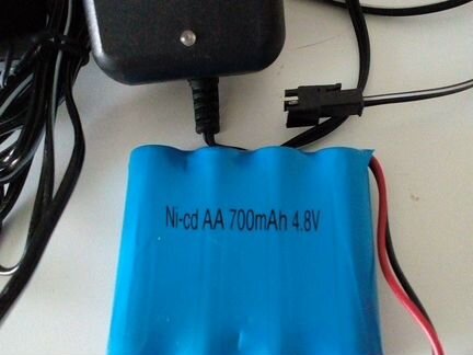 Аккумуляторы и зар.устройства для танков радио