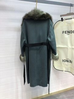 Пальто кожаное Fendi
