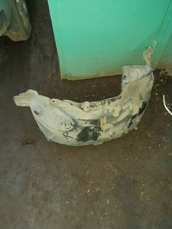 Подкрылок перед Land Rover Range Rover Discovery