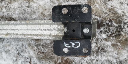 Усилитель заднего бампера Audi Q7 4L